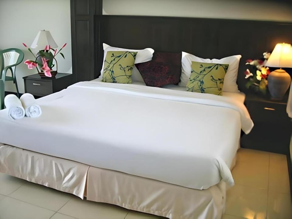 Kamala Phuyai Resort Resort in Kamala
