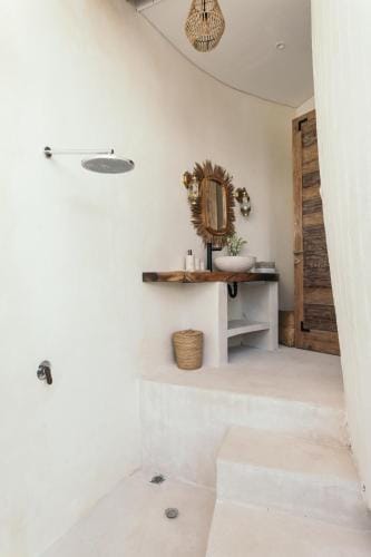 Makaii Tiny Villas with private pools Hotel in North Kuta
