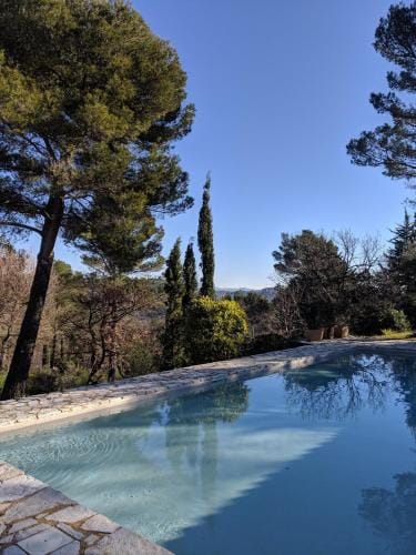 Le Clos sous le chemin Hotel in Fayence