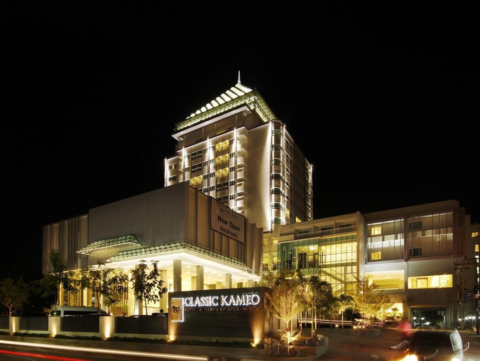 Classic Kameo Hotel & Serviced Apartments Rayong  Apartment hotel in Rayong, Mueang Rayong District, Rayong, Thailand
