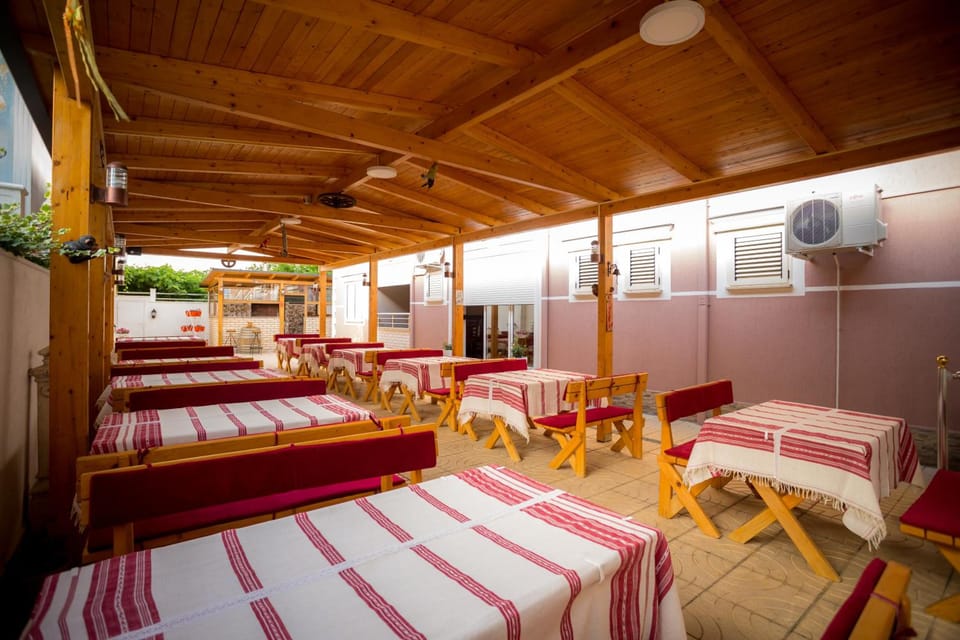 Hotel Albania, Velipoje Hotel in Montenegro