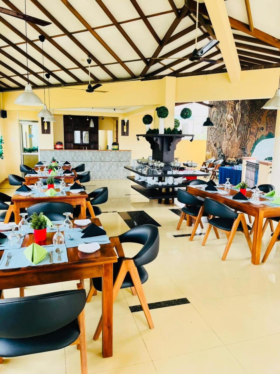 Ocean Pearl Hotel Hotel in Negombo