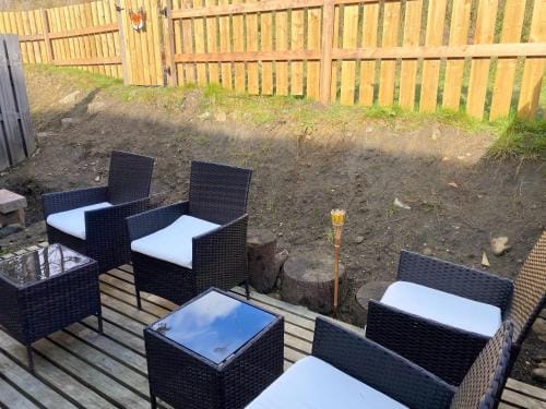 Kaoglen Squirrel Drey-Hot Tub-Pet Friendly-Perth Lodge in Scotland