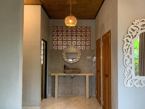 Ubud Rice Field House Hostel in Ubud