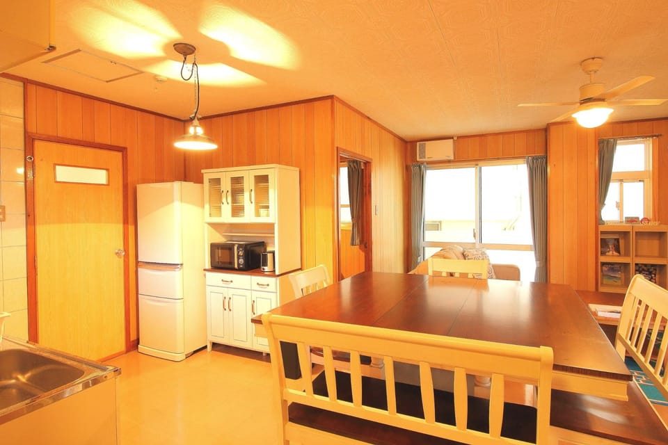 OCEAN VIEW MANSION 2F Hotel in Okinawa Prefecture