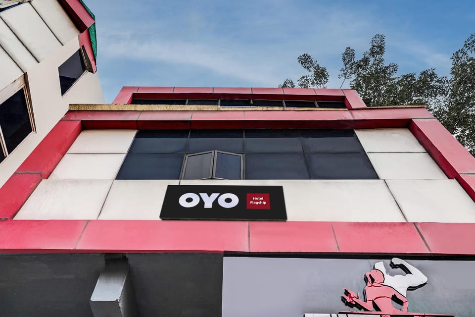 Super Hotel O BG Hotel in Noida