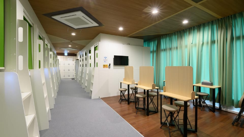 Capsule Inn Kasagake - male only Hotel in Japan
