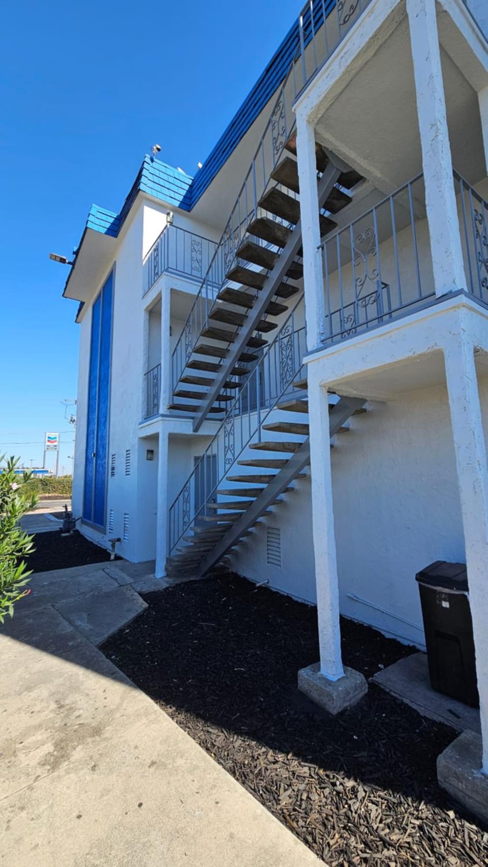 MetroPark 'n Suites Hotel in Stockton