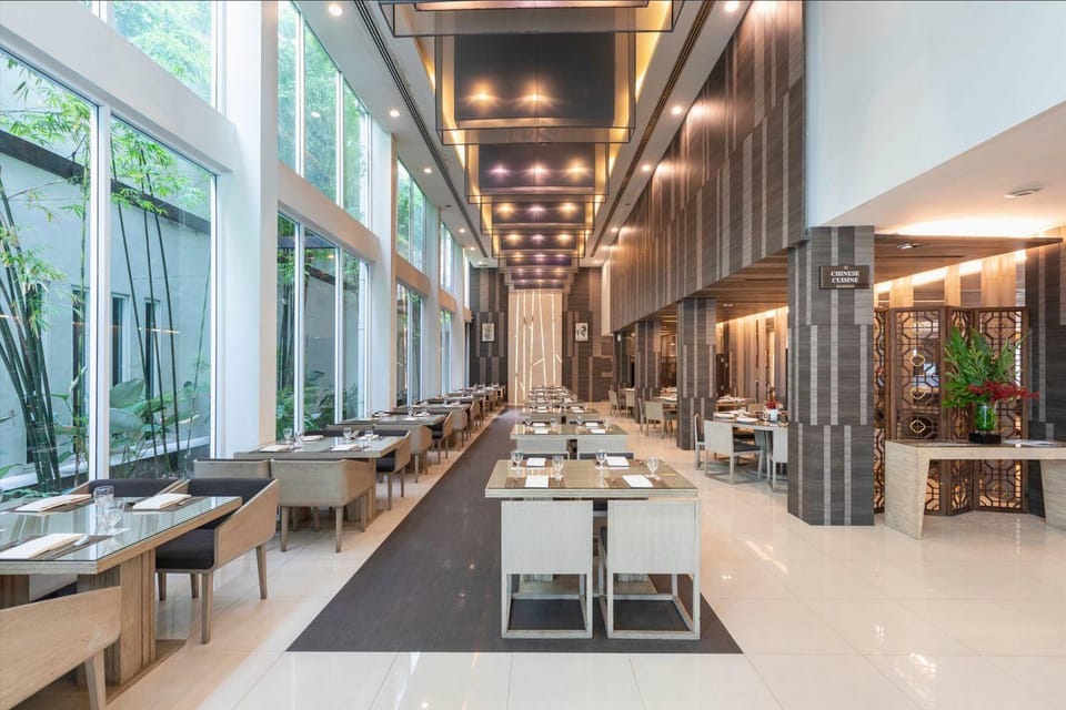 Classic Kameo Hotel & Services Apartment  Apartment hotel in Laos