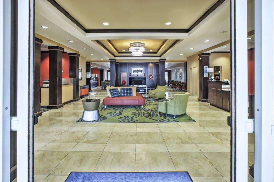 Holiday Inn Express Hotel and Suites Dayton South I 675 By IHG Hotel in Centerville