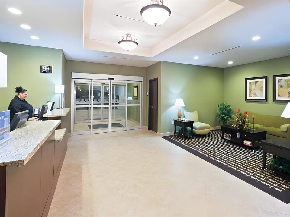 Holiday Inn Express & Suites Brady By IHG Hotel in Rio Grande