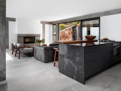 Beyond Misty Cliffs Hotel in Cape Town