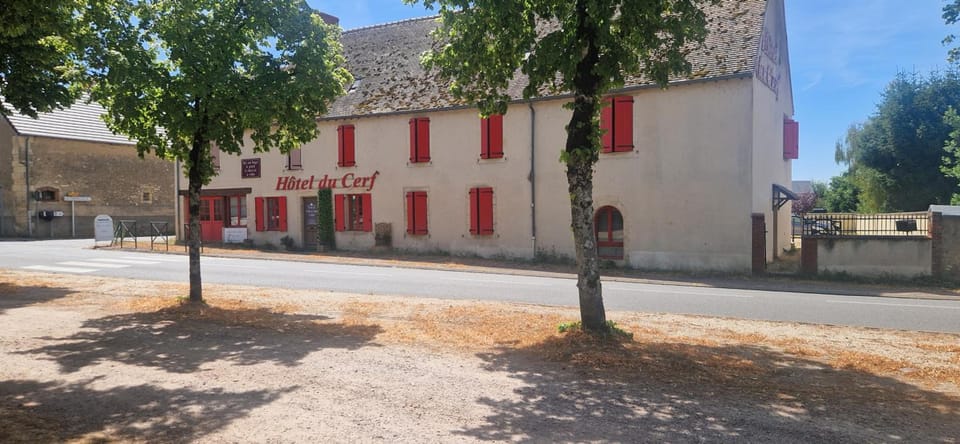 Hotel du Cerf Hotel in Centre-Val de Loire