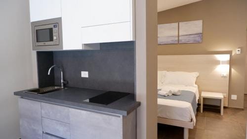 Pianomare Riviera Apartments and Rooms Hotel in Imperia