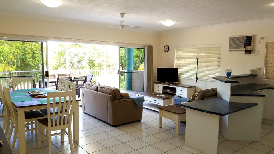The Beach Place Apartment hotel in Cairns