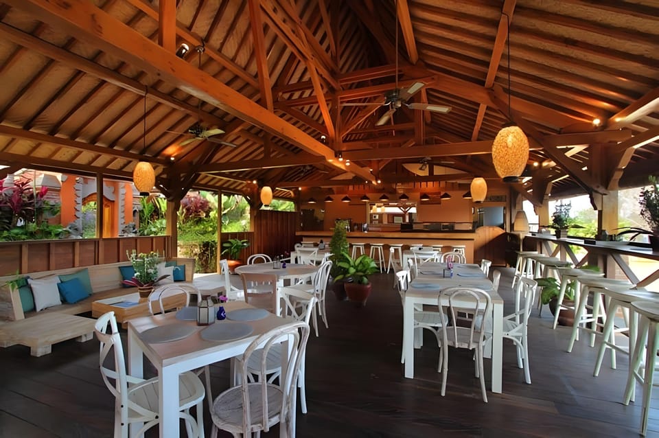 Three Monkeys Villas Resort in Bali