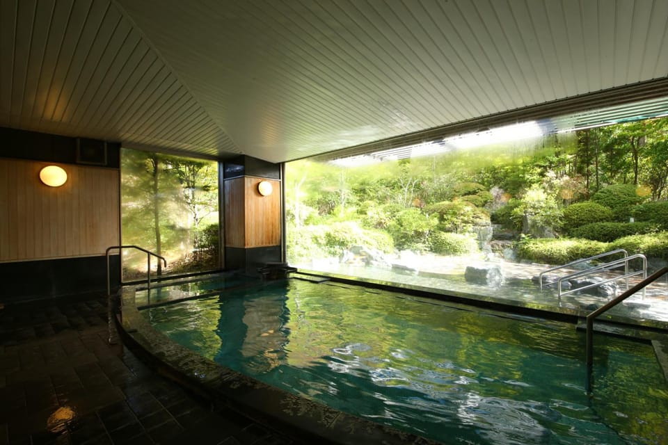 Hot spring bath