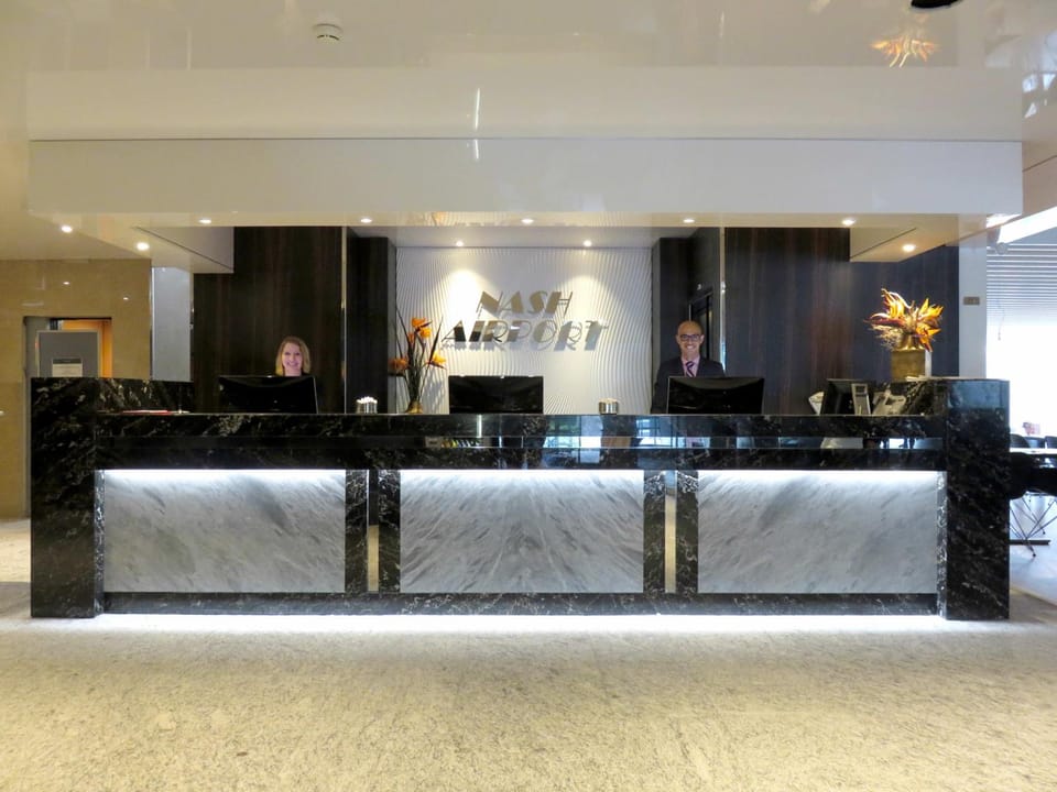 Nash Airport Hotel Hotel in Canton of Geneva