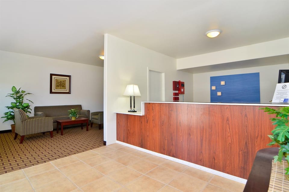 Baymont by Wyndham Ridgecrest Motel in Ridgecrest