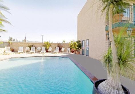 Americas Best Value Inn & Suites Fontana Hotel in Fontana