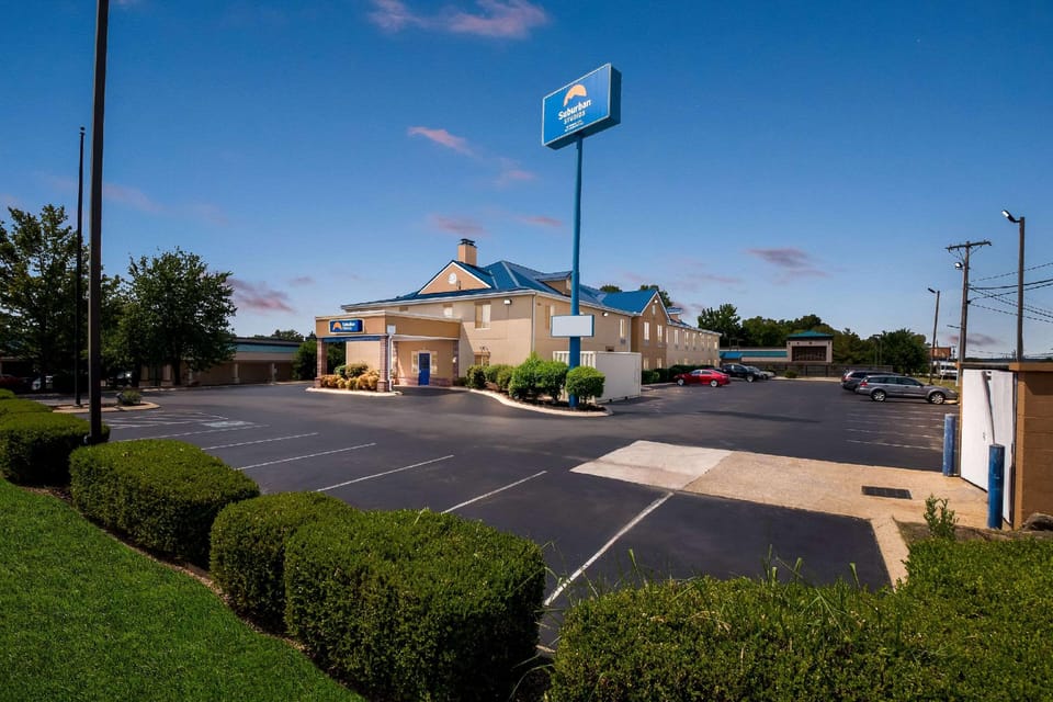 Suburban Studios Chattanooga Northeast - Ooltewah Motel in Chattanooga