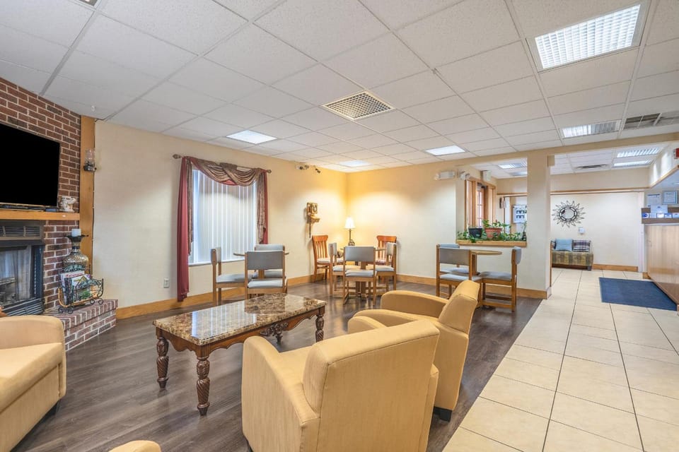 Suburban Studios Chattanooga Northeast - Ooltewah Motel in Chattanooga