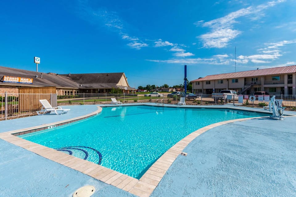 Studio 6  Huntsville, TX Hotel in Huntsville