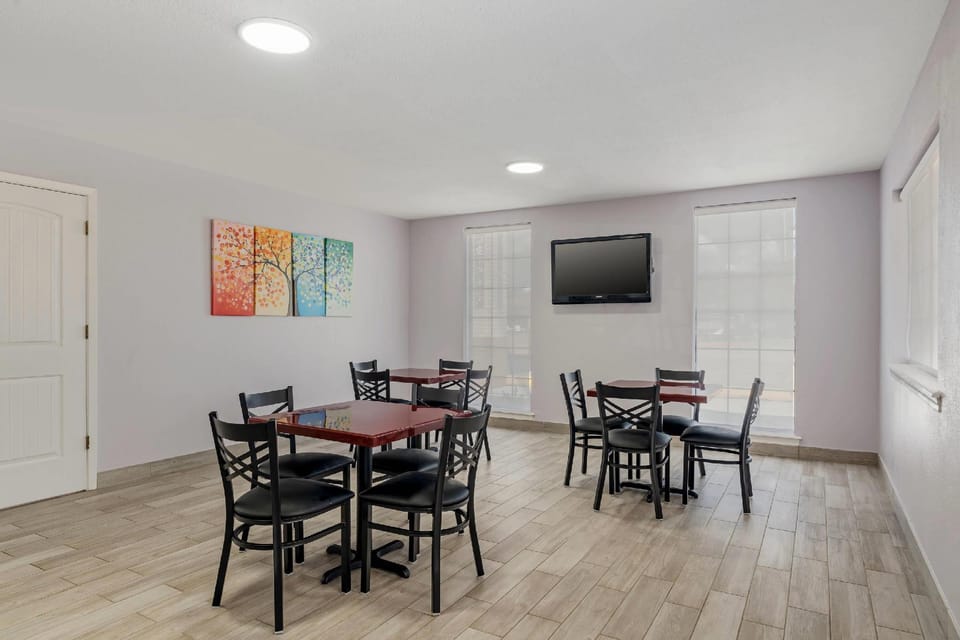 Quality Inn & Suites New Boston - Texarkana West Motel in Texas