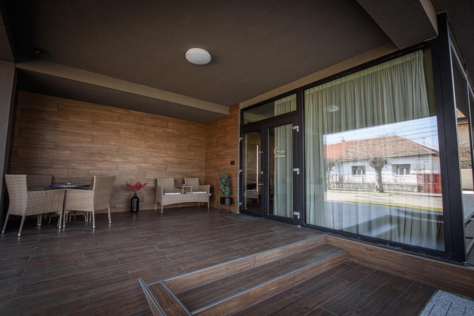 Balcony/terrace