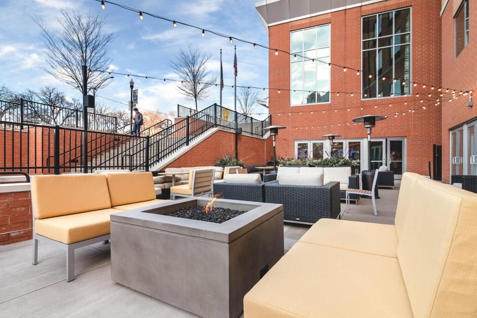 Cambria Hotel Pittsburgh - Downtown Hotel in Pittsburgh
