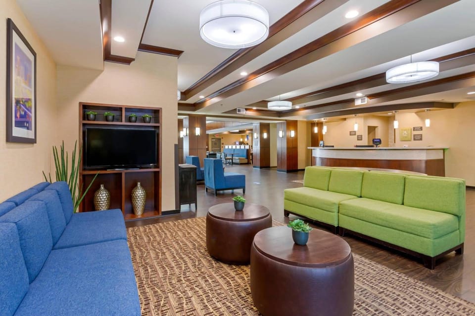 Comfort Suites Little Rock West Hotel in Little Rock