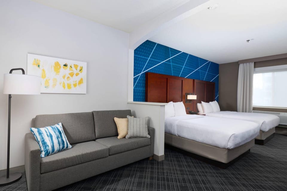 Suite room