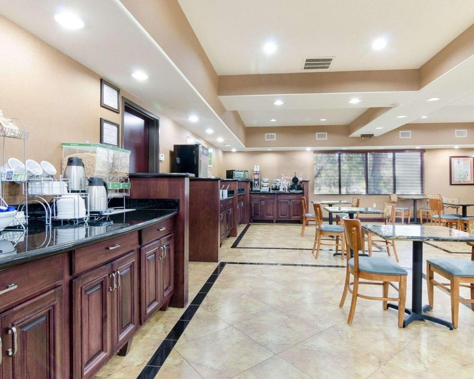 Coffee shop