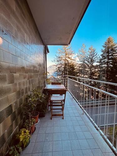 Casa Ling -AC - parking-2Bathrooms Hotel in Como