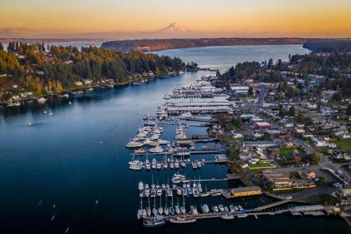 South Cedar Escape Hotel in Tacoma