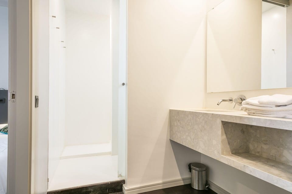 PR3 Apartments Hotel in Barcelona