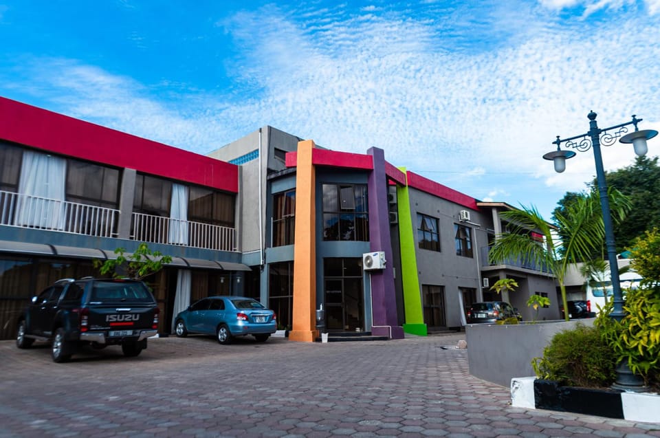 Nomads Court Chudleigh Hotel in Lusaka
