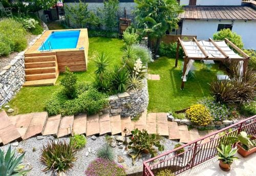 Il Mallo Verde - Lake Como B&B Hotel in Mandello del Lario