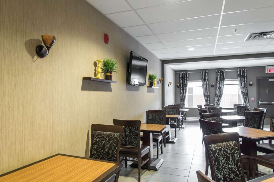 MainStay Suites Winnipeg Hotel in Winnipeg