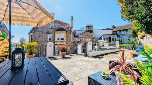 All Seasons Bed & Breakfast - Adults Only Hotel in Weston-super-Mare