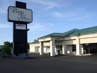Plaza Inn Motel in Topeka