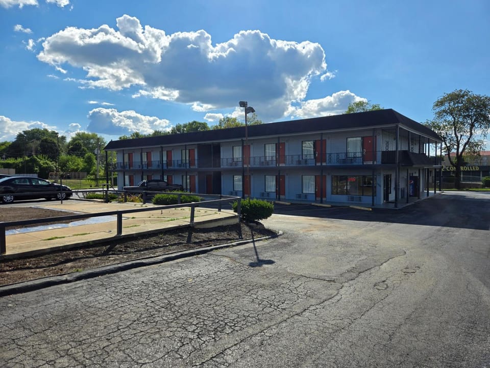 Plaza Inn Springfield Motel in Springfield