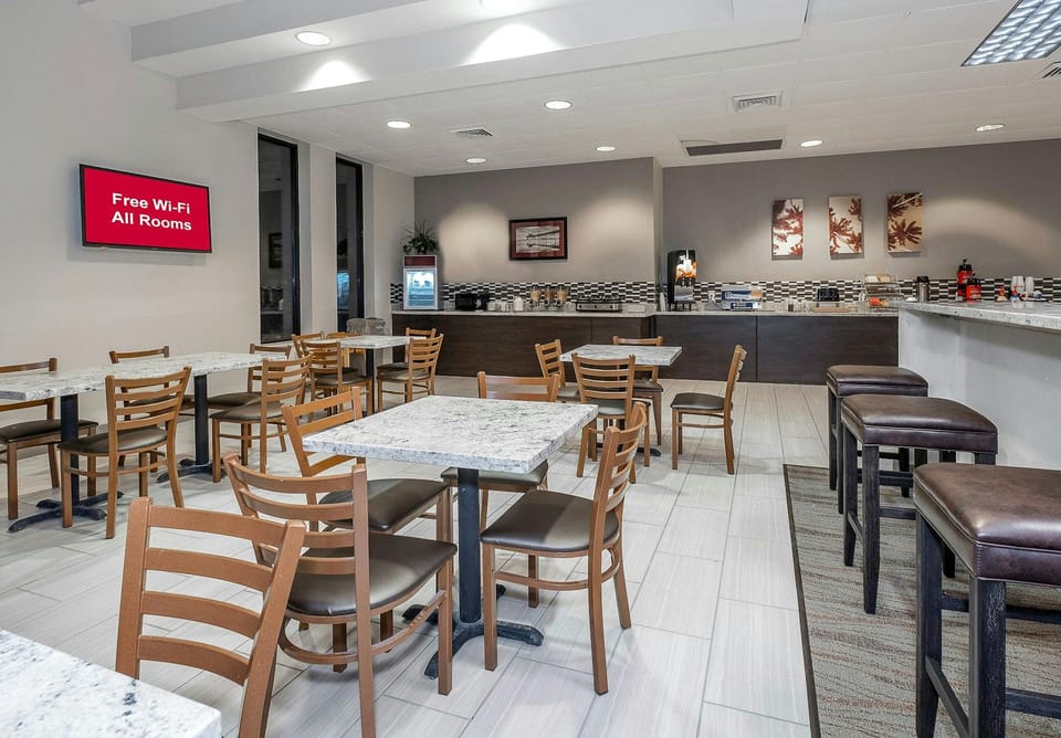Red Roof Inn Gulfport - Biloxi Airport Hotel in Gulfport