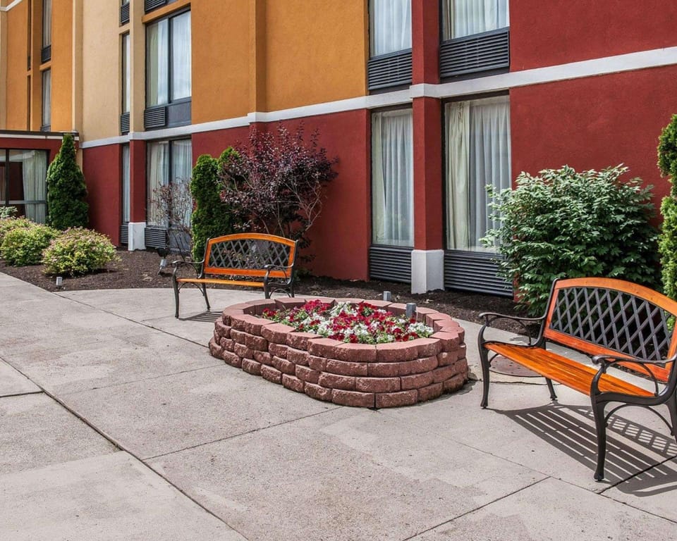 Quality Inn Terre Haute University Area Hotel in Terre Haute