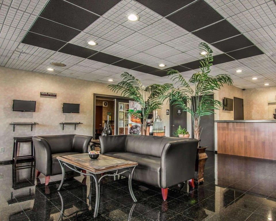 Quality Inn Temecula Valley Wine Country Hotel in Temecula