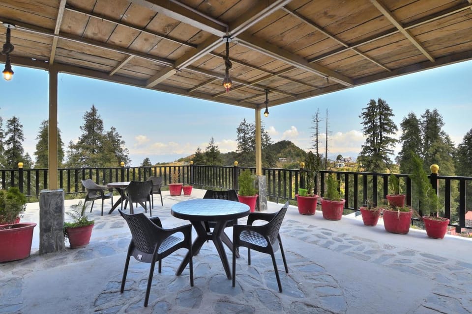LA Riqueza Kanatal Hotel in Uttarakhand