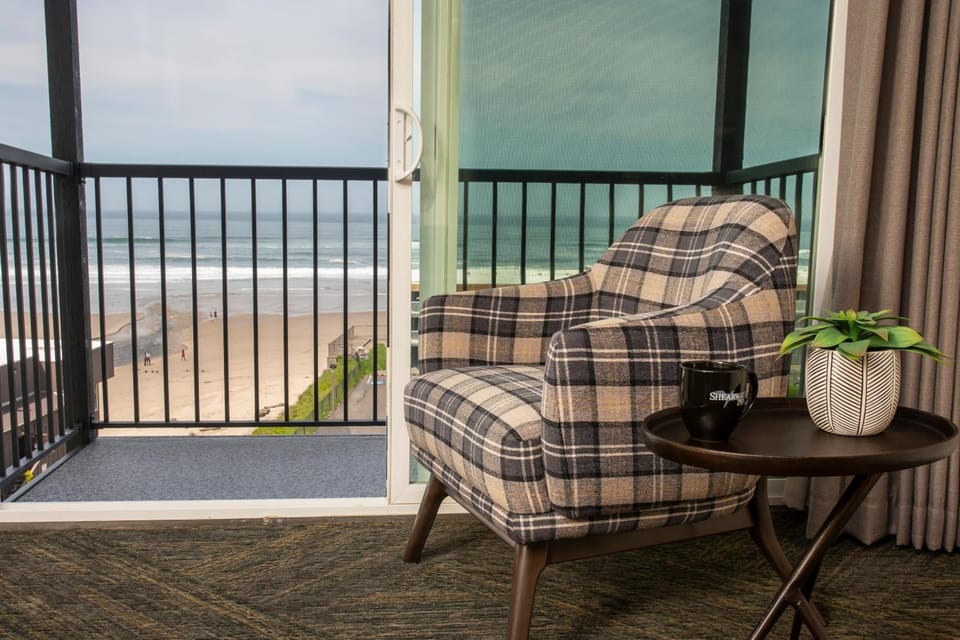 Shearwater Inn Hotel in Devils Lake