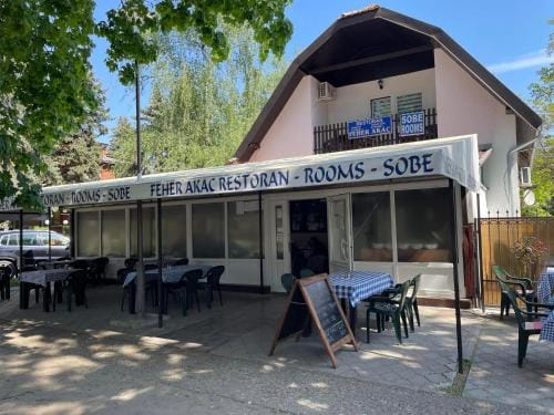 Feher Akac Guest House Hotel in Vojvodina
