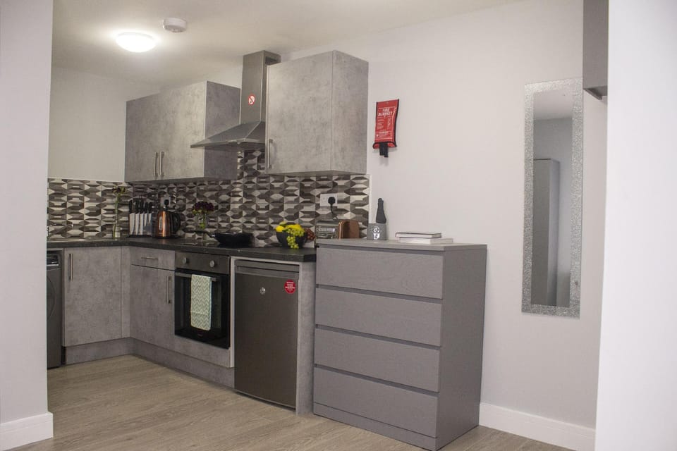 West Bromwich Studio Sleeps 2 near Birmingham Hotel in Birmingham