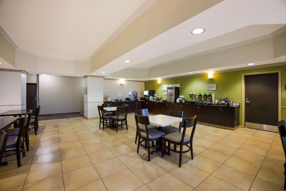 Sleep Inn & Suites Colby Hotel in Colby